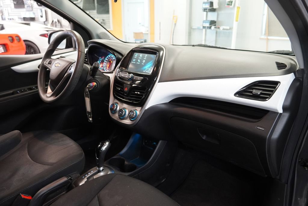 Used 2016 Chevrolet Spark LT image 33