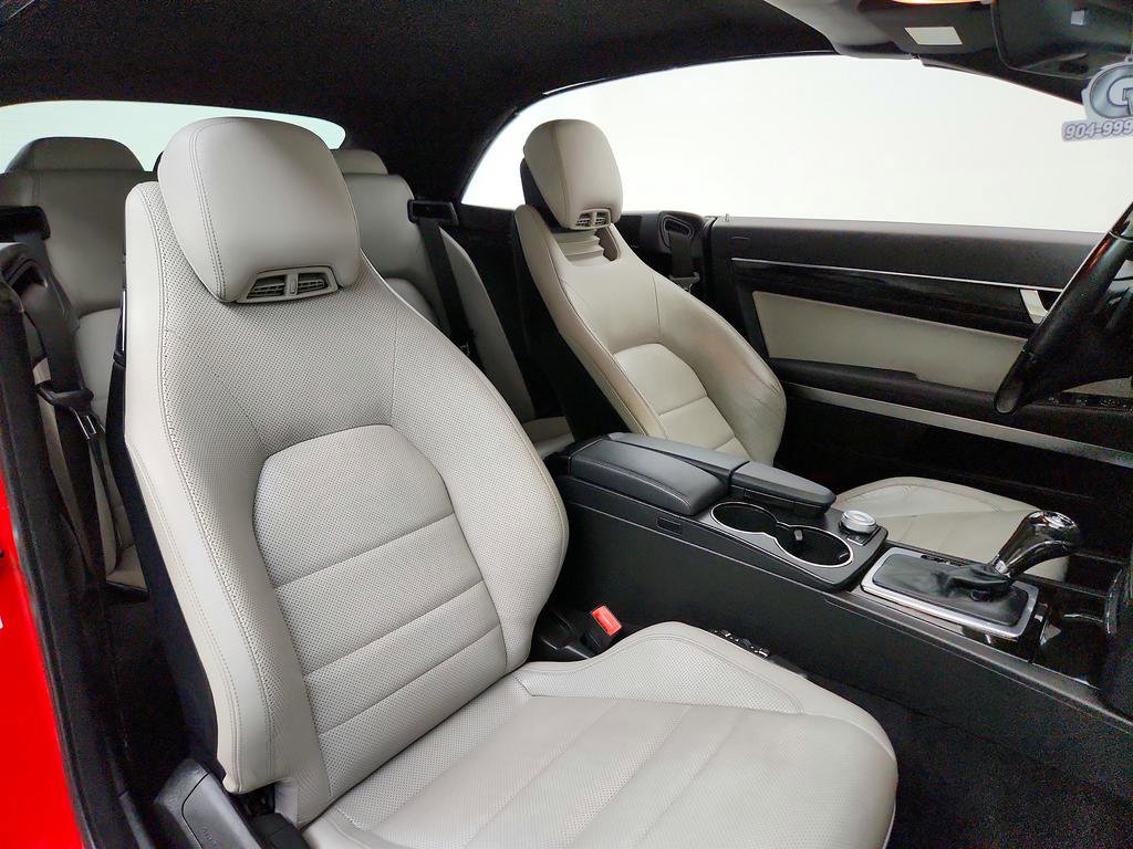 Used 2011 Mercedes-Benz E 550 Cabriolet image 25