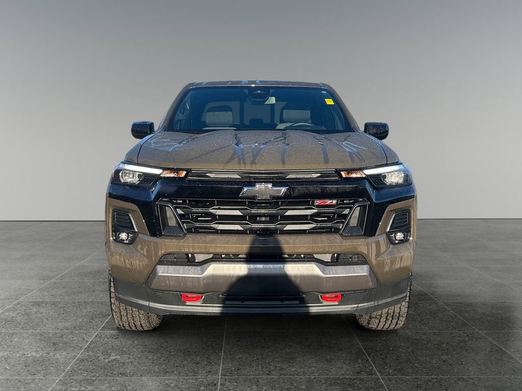 Used 2024 Chevrolet Colorado Z71 w/ Z71 Convenience Package 2 image 2
