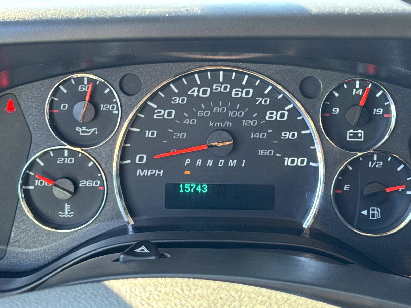 Used 2024 GMC Savana 2500 Work Van w/ Driver Convenience Package image 8