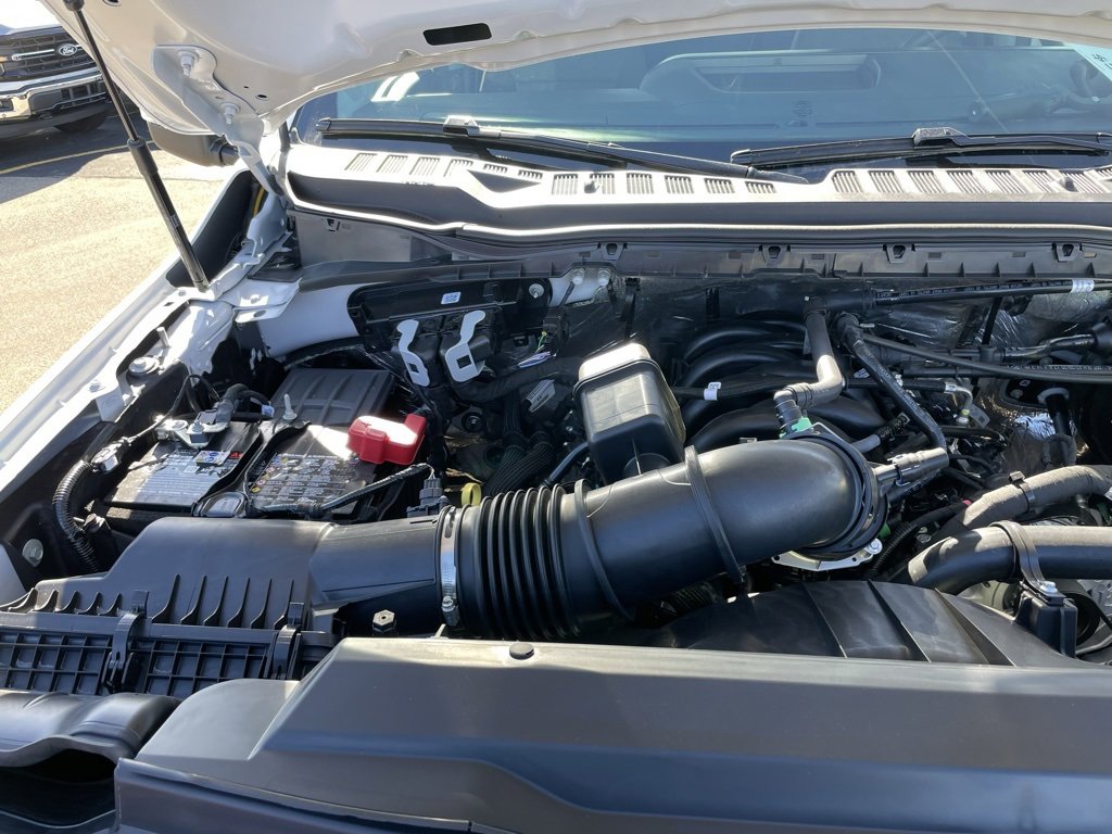 New 2026 Ford F250 XL w/ XL Chrome Package image 40