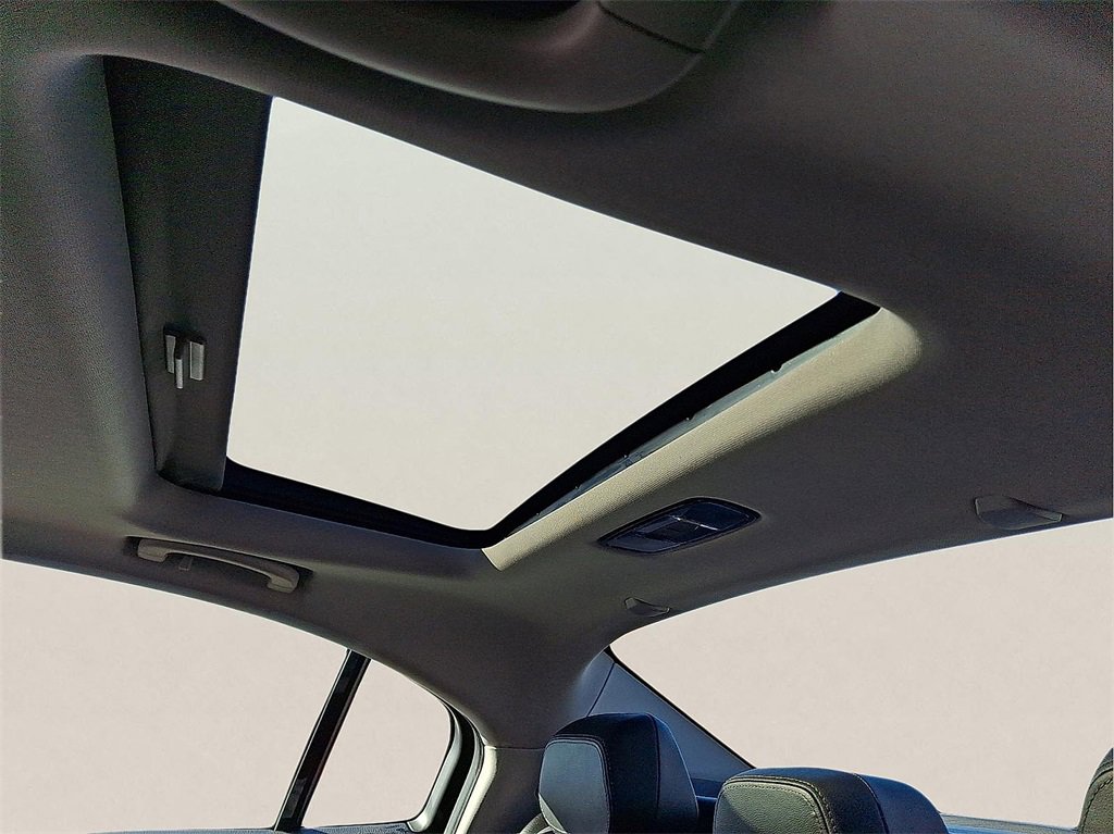 Used 2018 Alfa Romeo Giulia AWD image 27