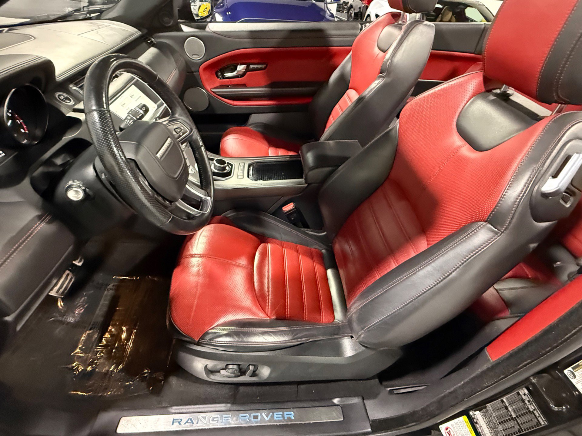 Used 2018 Land Rover Range Rover Evoque HSE Dynamic image 25