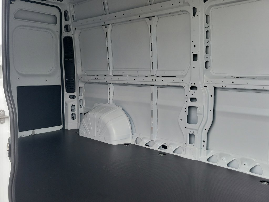 New 2026 RAM ProMaster 2500 w/ Convenience Group FWD image 7
