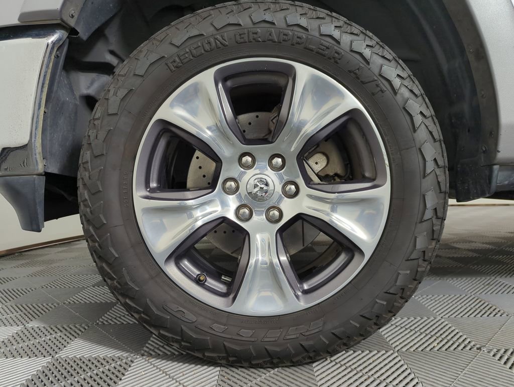 Used 2019 RAM 1500 Laramie image 21