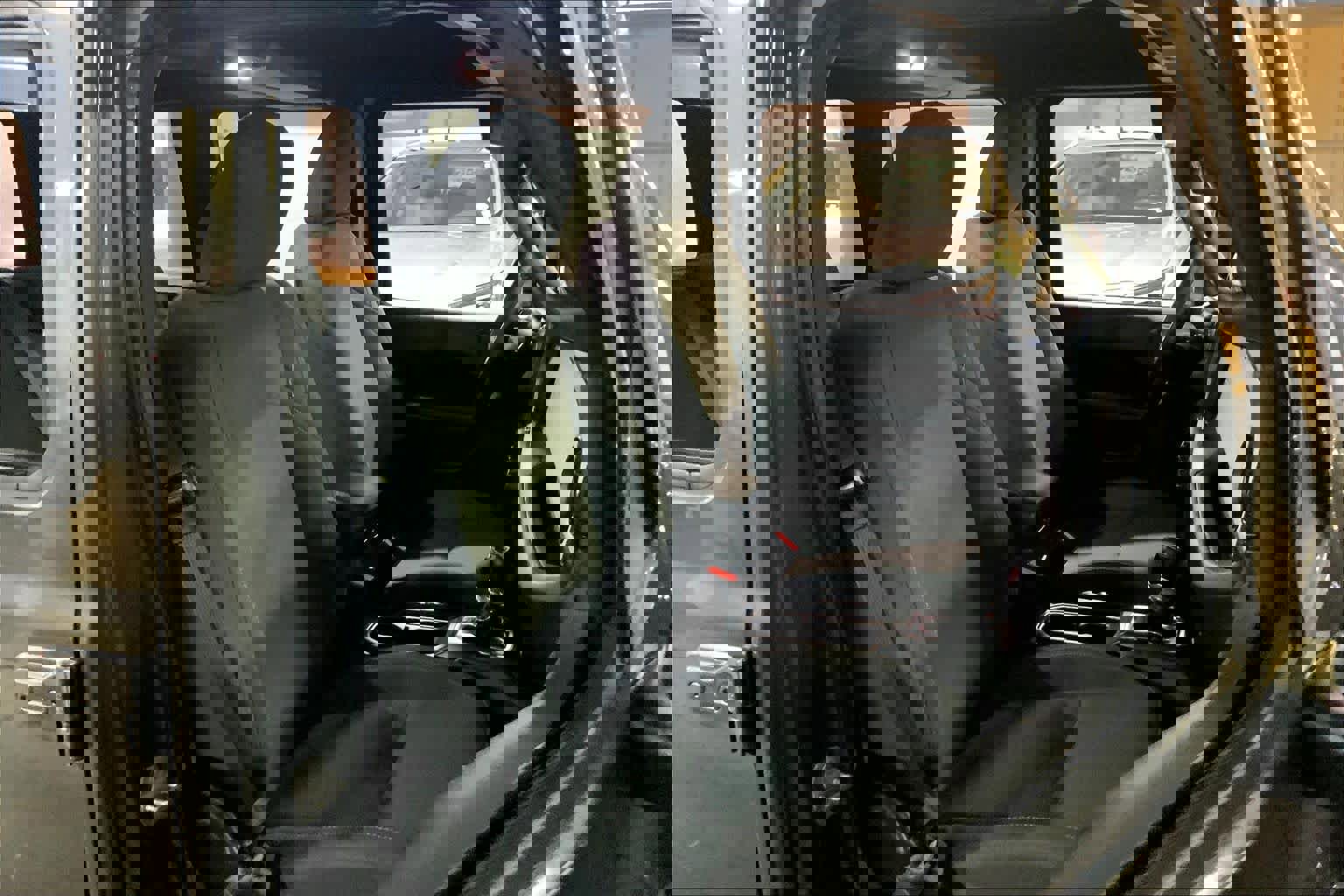 Used 2024 Jeep Wrangler Sport S image 9