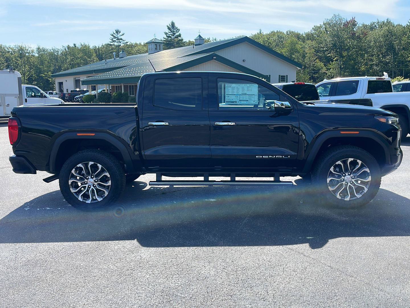 New 2026 GMC Canyon Denali AWD/4WD image 5