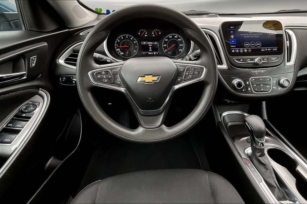 Used 2024 Chevrolet Malibu LT image 8
