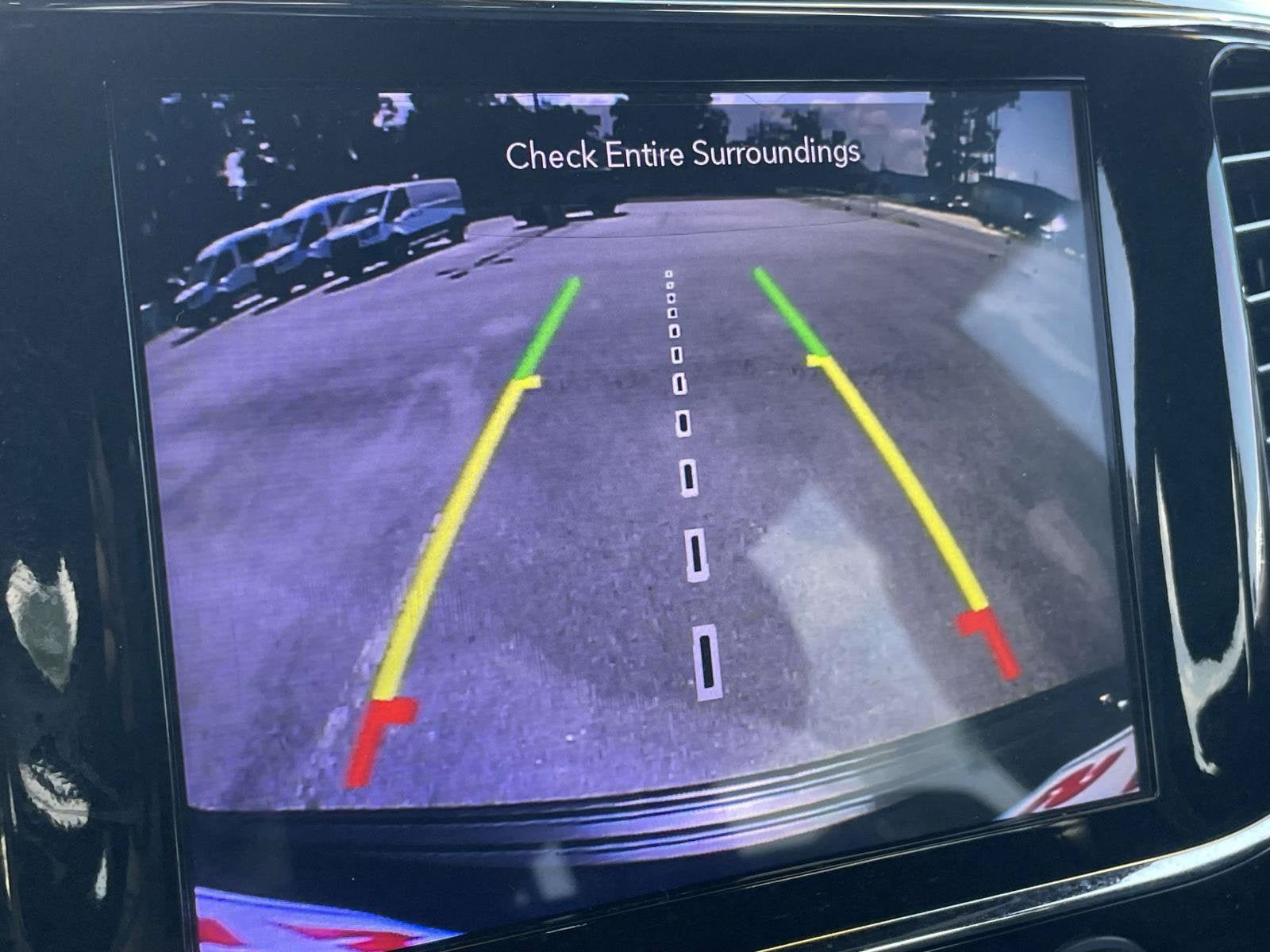 Used 2020 Jeep Grand Cherokee Altitude AWD/4WD image 18