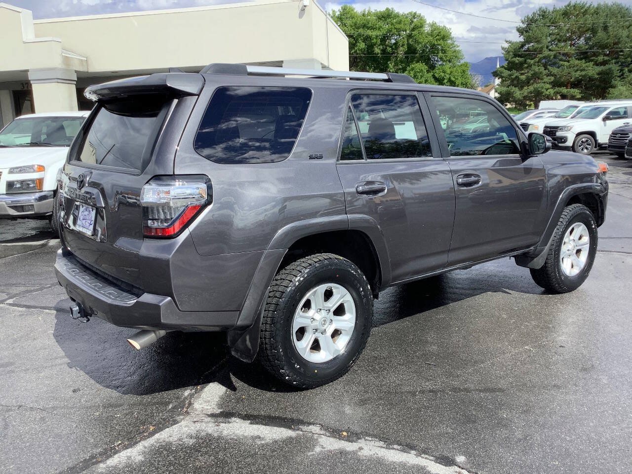 Used 2020 Toyota 4Runner SR5 Premium AWD/4WD image 12