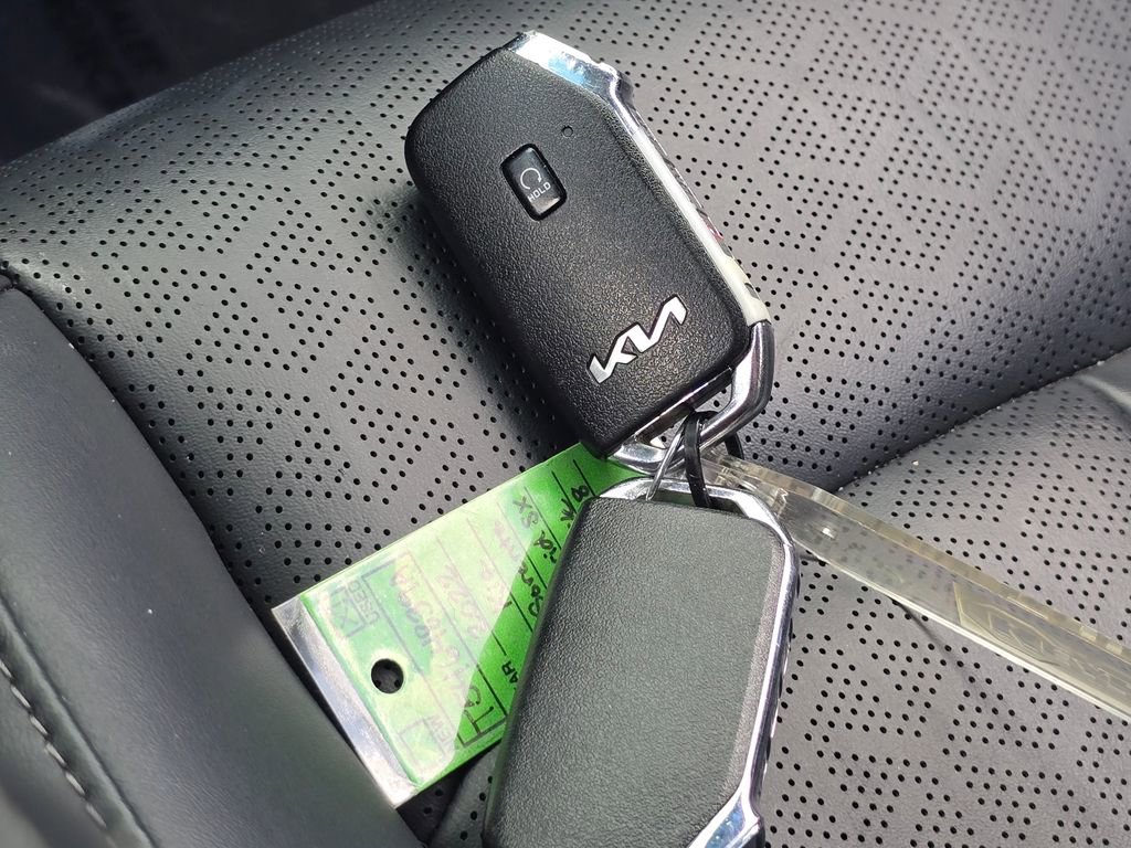 Used 2022 Kia Sorento SX w/ Panoramic Sunroof Package image 24