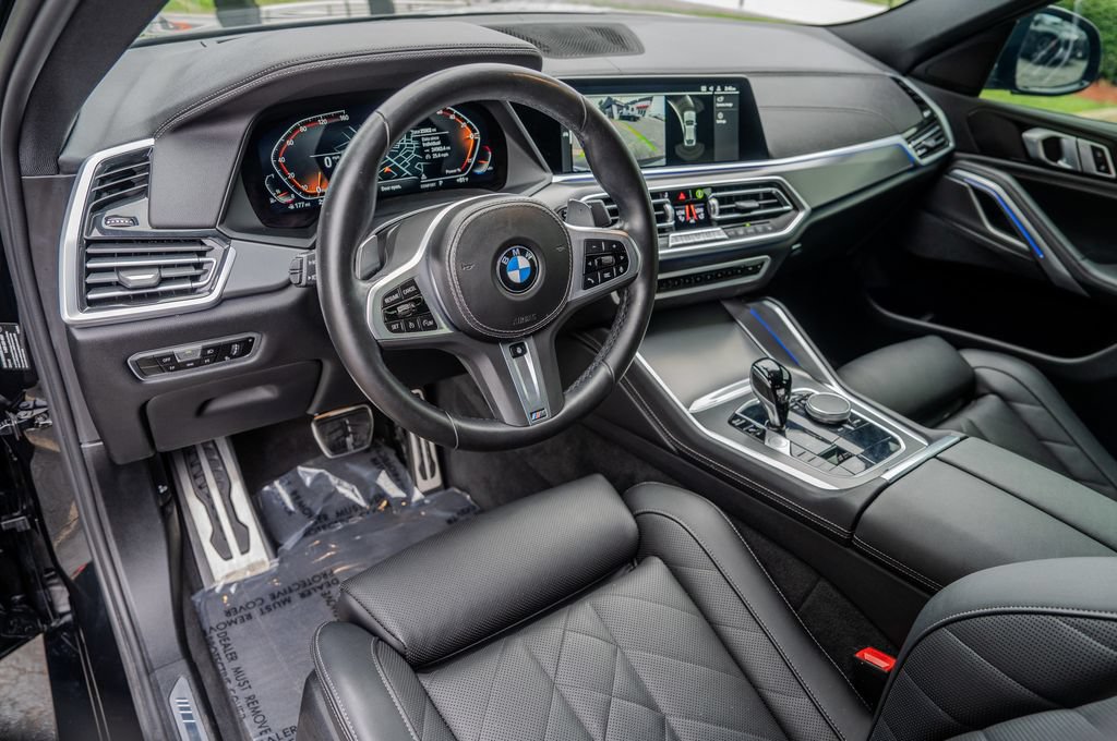 Used 2023 BMW X6 xDrive40i w/ M Sport Package AWD/4WD image 4
