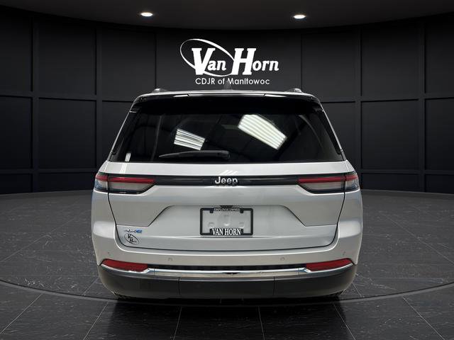 Used 2023 Jeep Grand Cherokee 4WD 4xe image 4