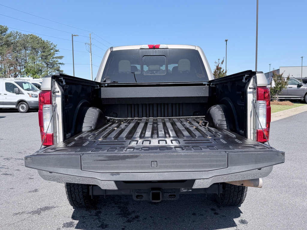 Used 2017 Ford F250 Lariat w/ Lariat Ultimate Package AWD/4WD image 9