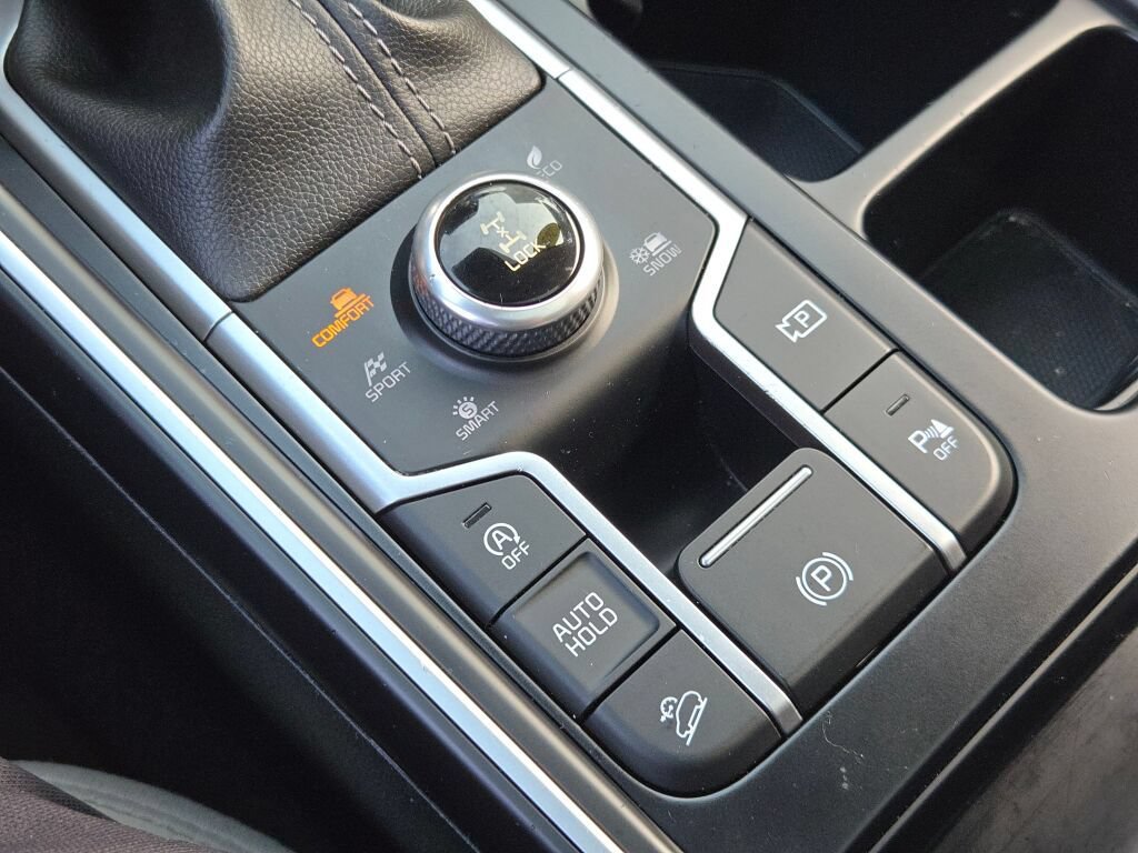 Used 2021 Kia Sorento EX w/ EX AWD X-Line Package image 35