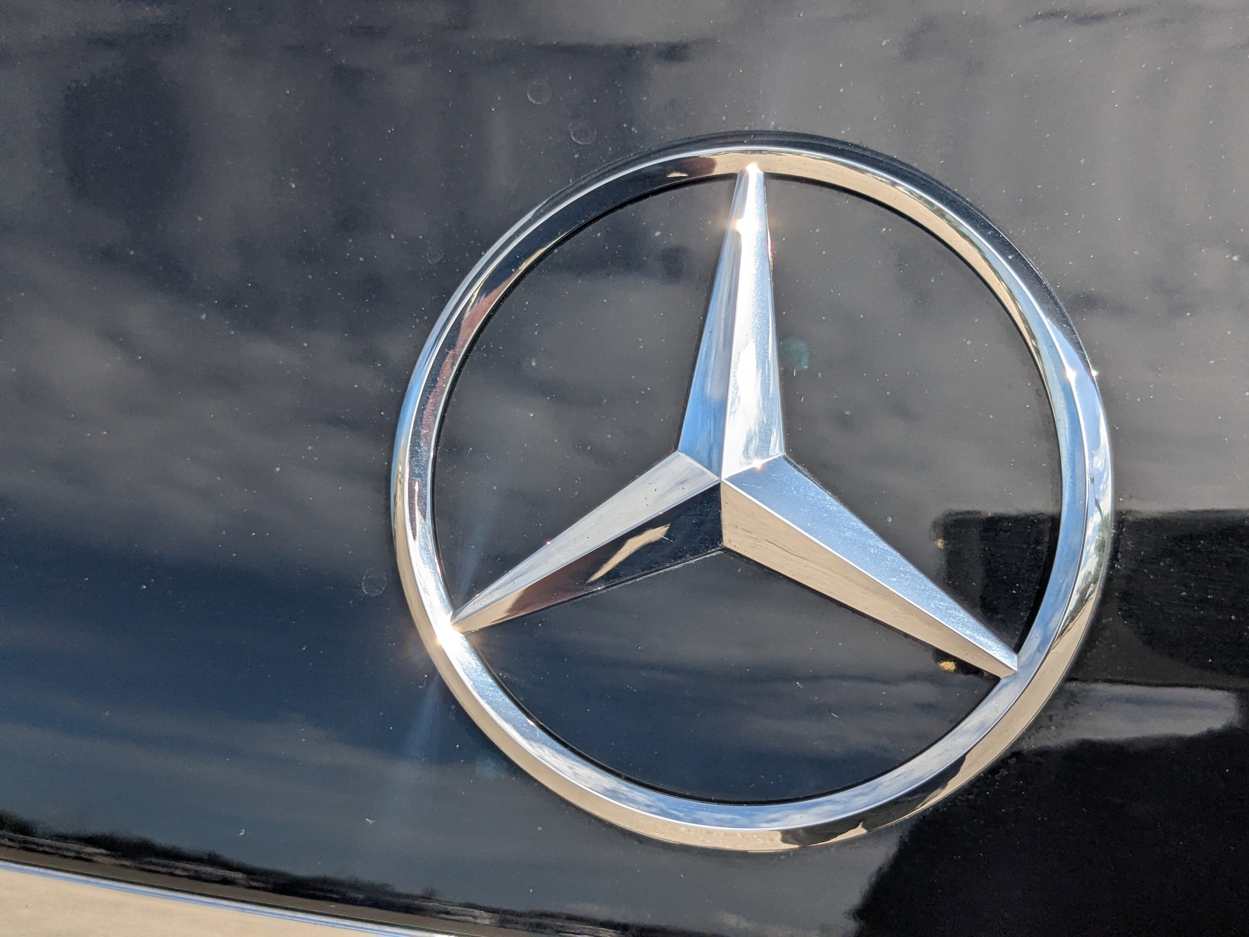 Used 2023 Mercedes-Benz GLE 350 w/ AMG Line Exterior image 14