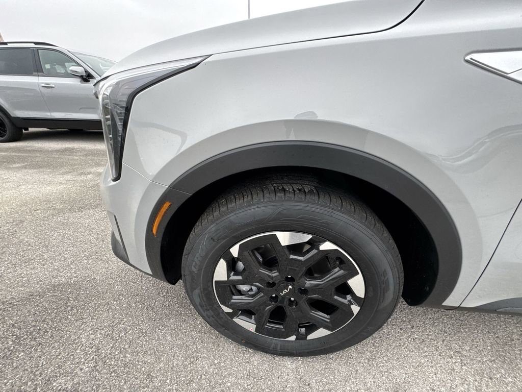 New 2026 Kia Sorento S FWD image 10
