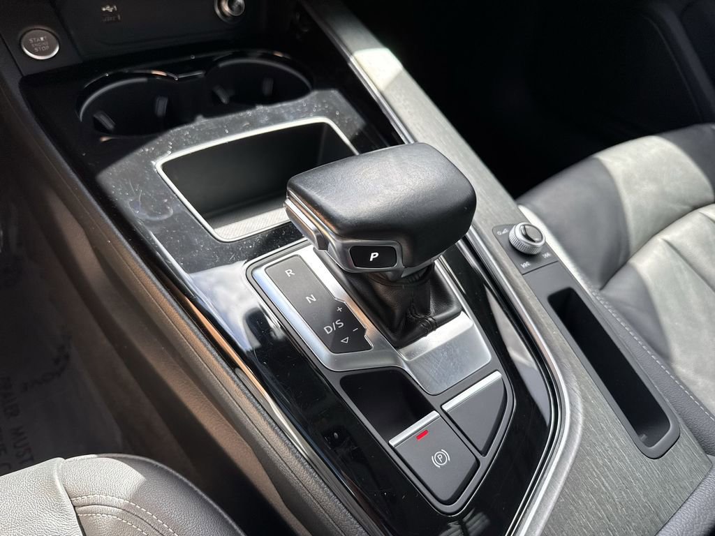 Used 2020 Audi A4 2.0T Premium w/ Convenience Package image 53