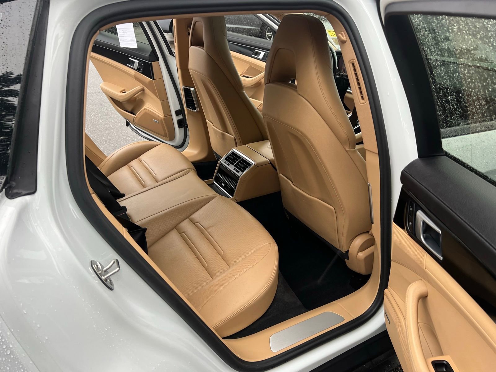 Used 2018 Porsche Panamera 4S image 36