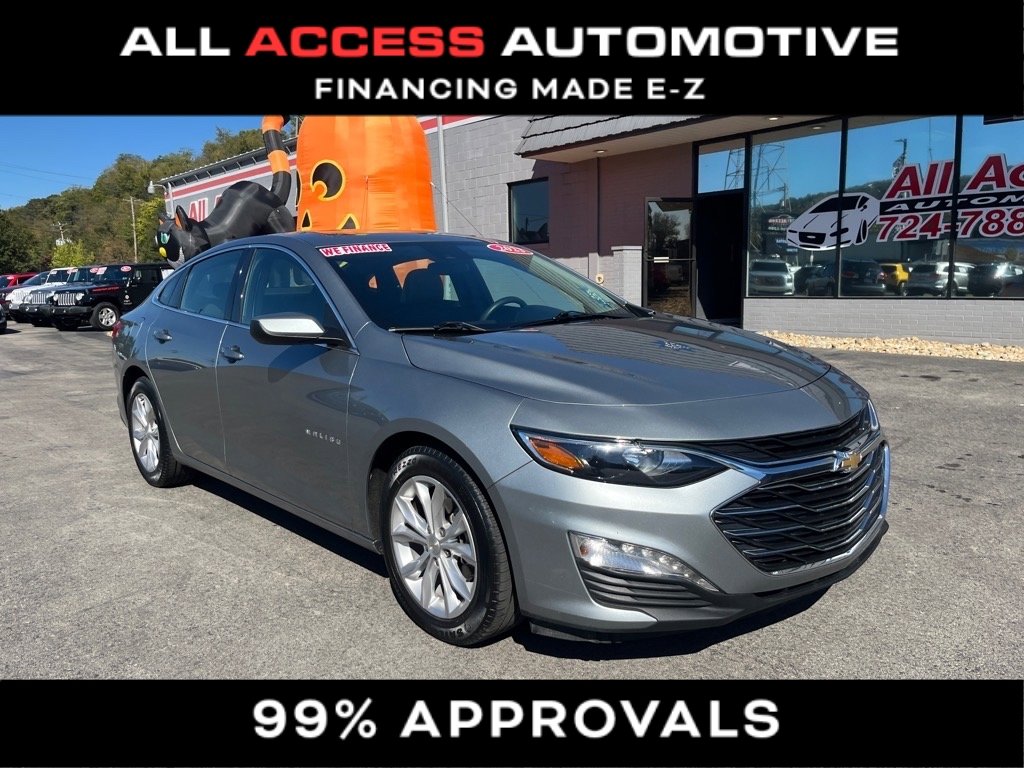 Used 2023 Chevrolet Malibu LT image 2