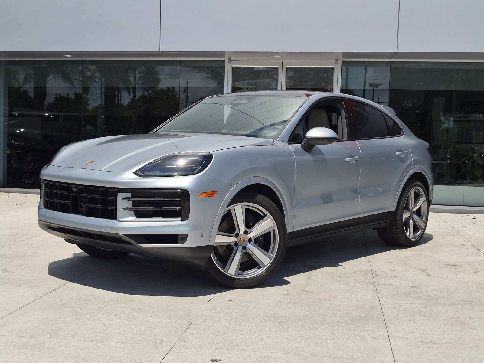 New 2026 Porsche Cayenne Coupe AWD/4WD image 1