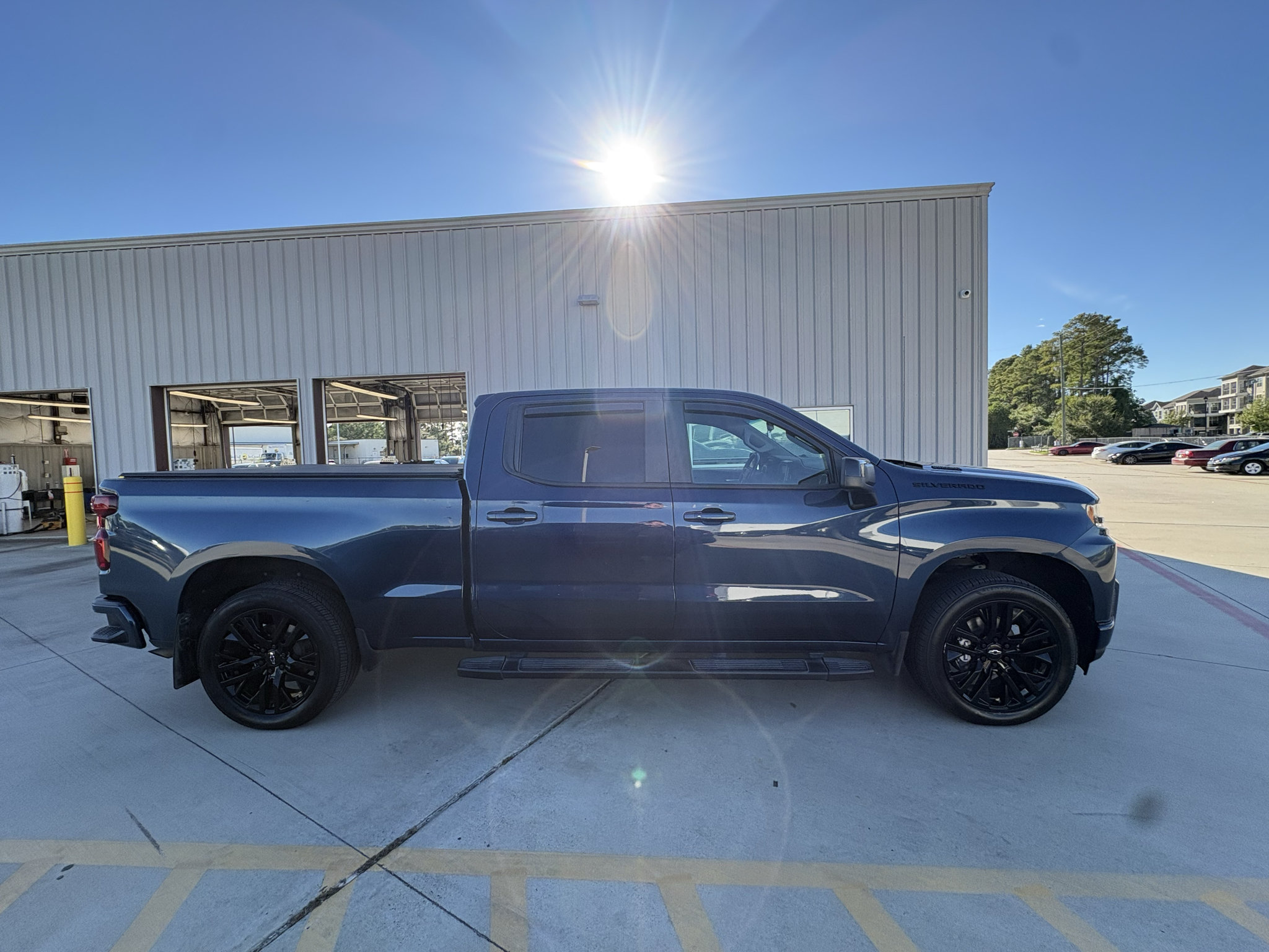 Used 2021 Chevrolet Silverado 1500 RST w/ Bed Protection Package AWD/4WD image 9