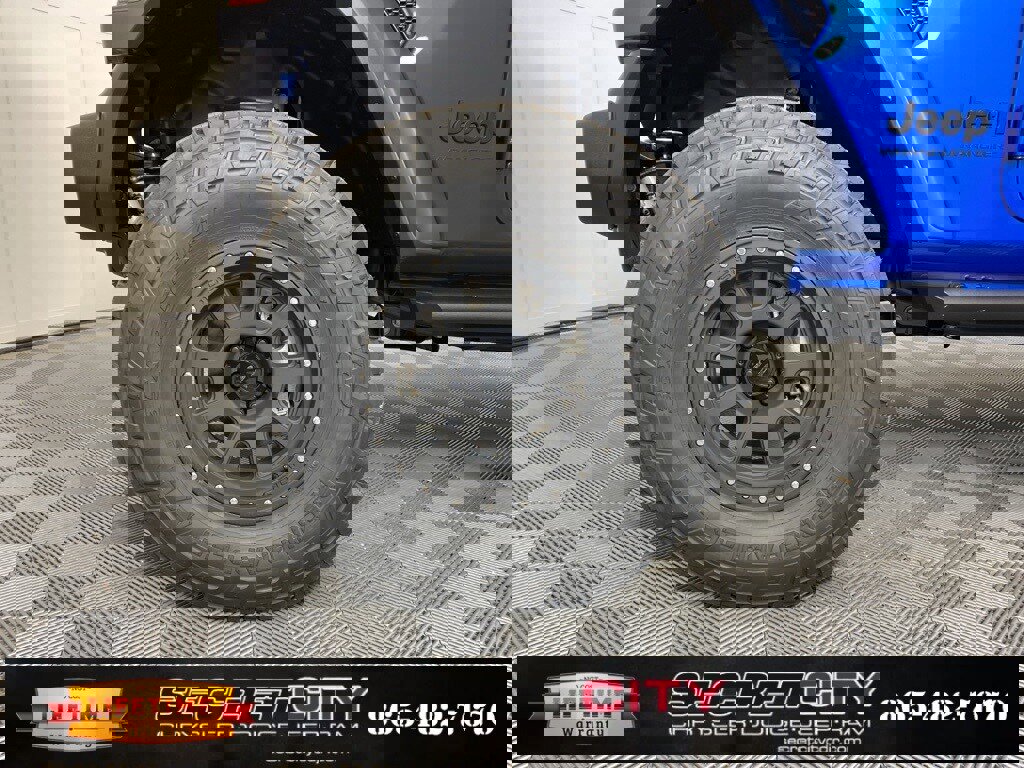 New 2025 Jeep Wrangler Unlimited Sport image 9