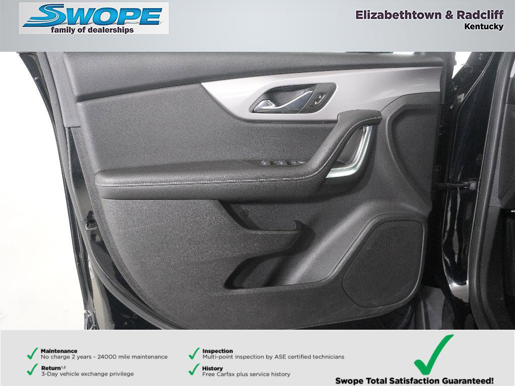 Used 2025 Chevrolet Blazer LT image 13