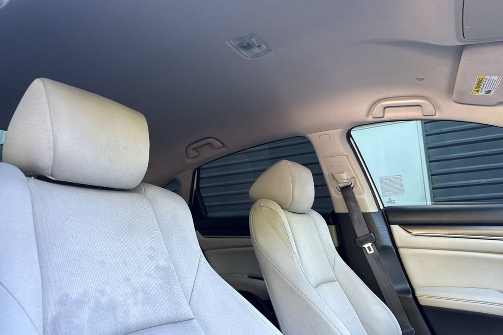 Used 2021 Honda Accord LX image 17