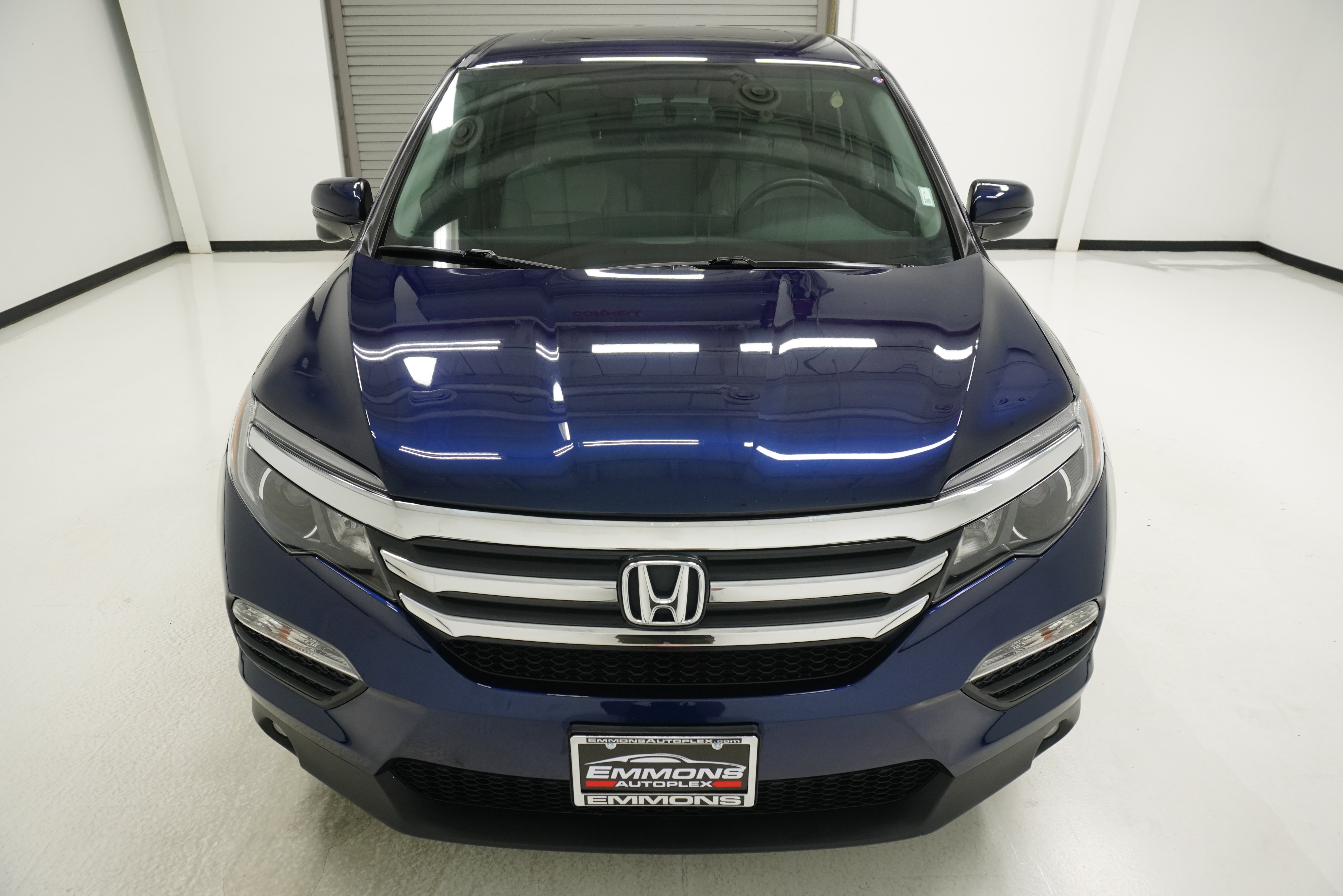 Used 2017 Honda Pilot EX-L image 2