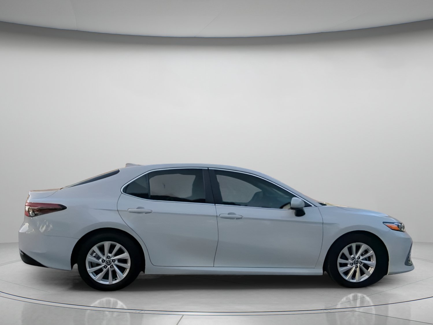 Used 2023 Toyota Camry LE FWD image 31