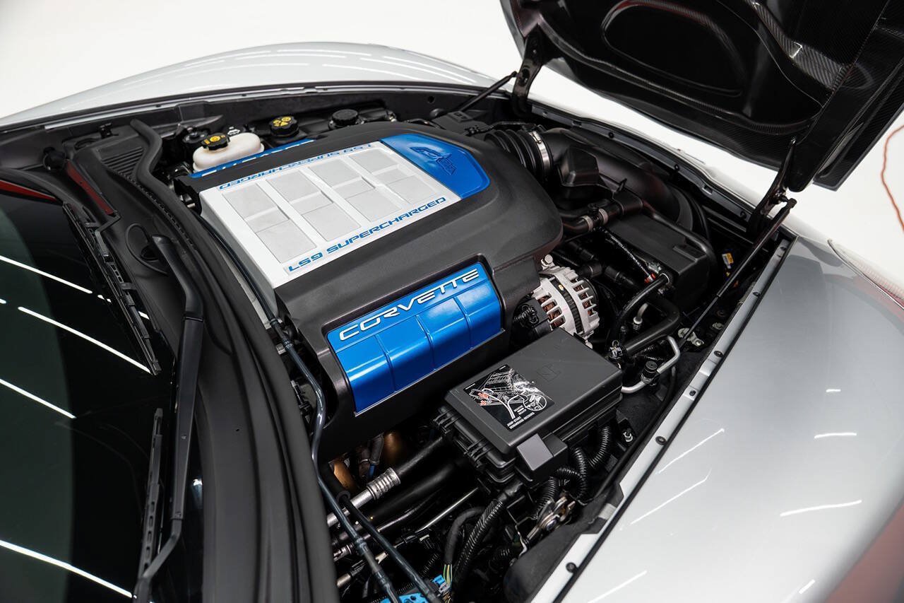 Used 2013 Chevrolet Corvette ZR1 w/ Battery Protection Package RWD image 16