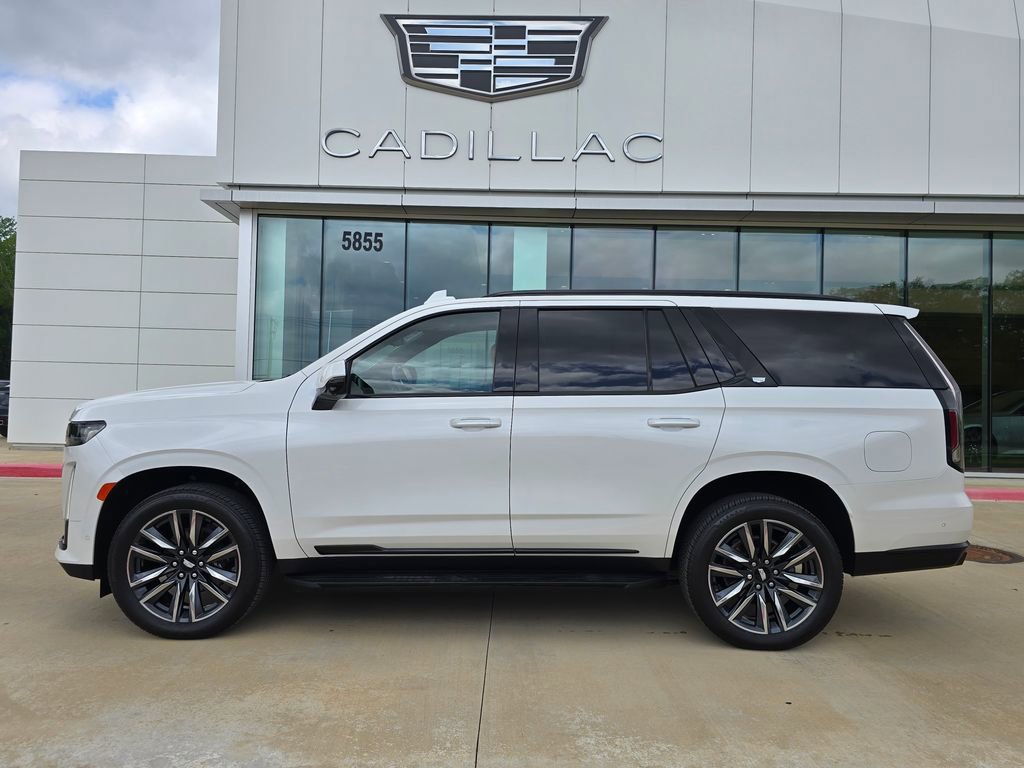 Used 2024 Cadillac Escalade Sport AWD/4WD image 2