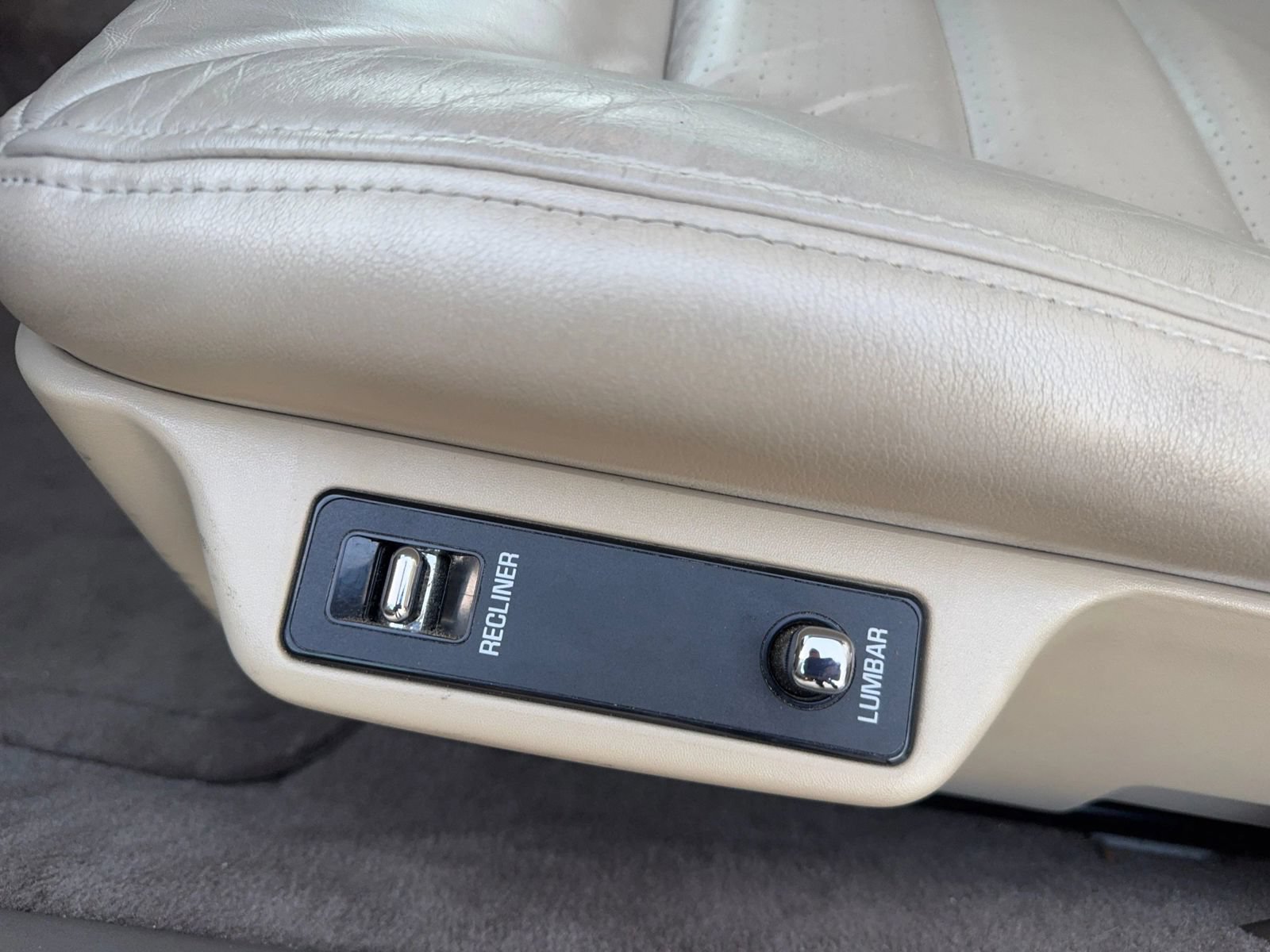 Used 1994 Cadillac De Ville Concours FWD image 15