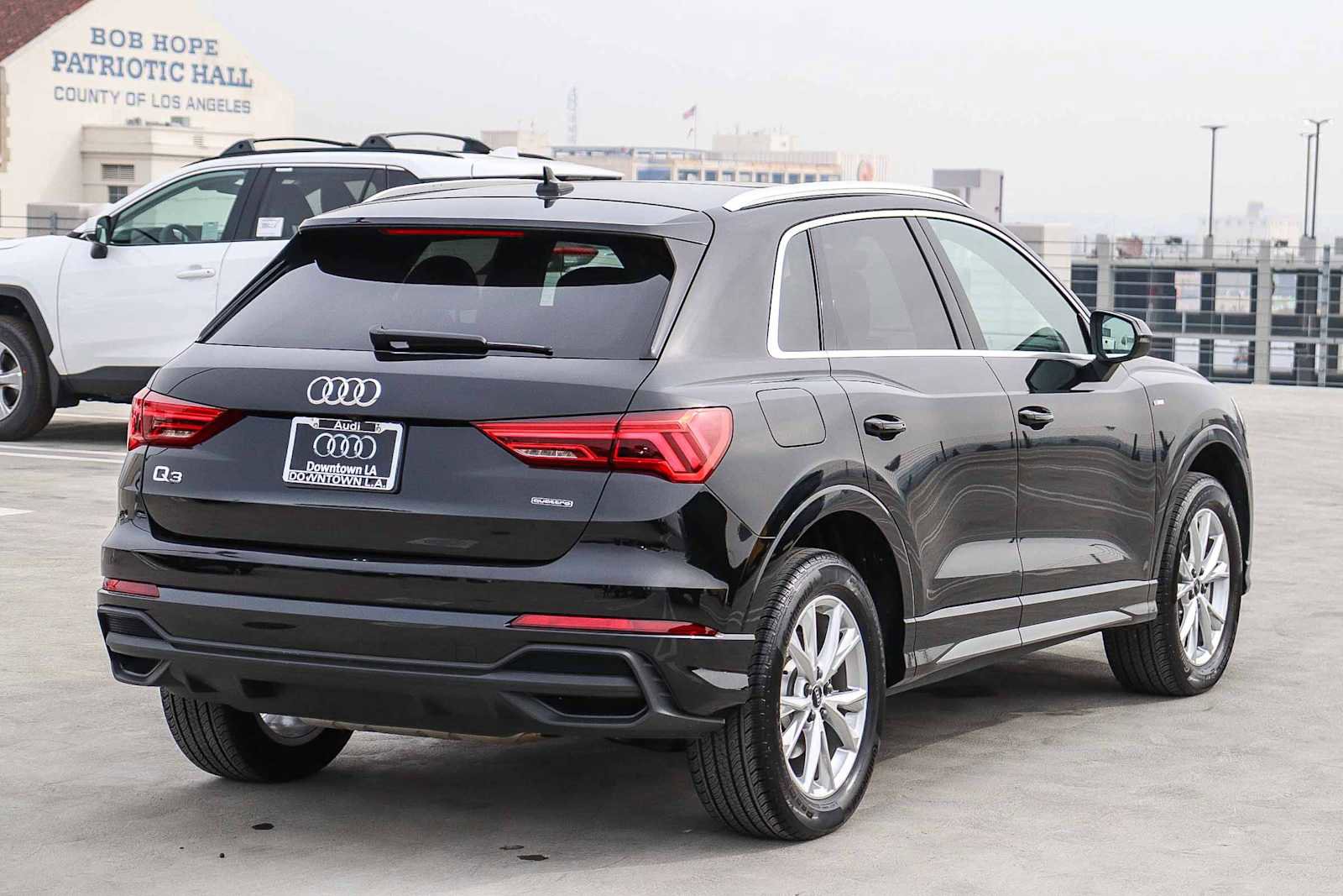 Used 2025 Audi Q3 2.0T Premium Plus w/ Premium Plus Package image 4