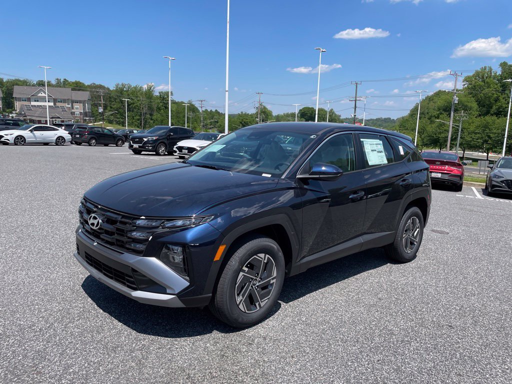 New 2026 Hyundai Tucson Blue SE