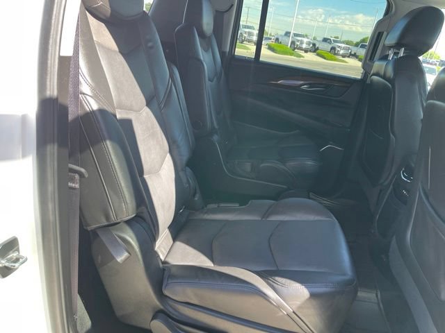 Used 2016 Cadillac Escalade ESV Luxury AWD/4WD image 20
