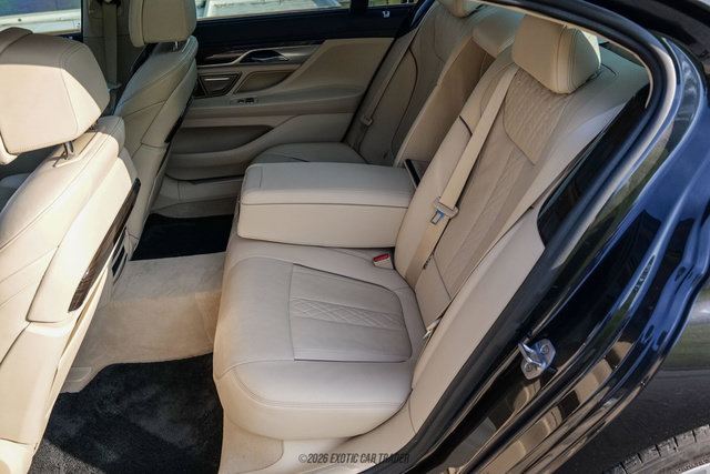 Used 2019 BMW 750i xDrive w/ Executive Package AWD/4WD image 50