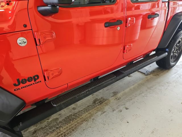 Used 2020 Jeep Gladiator Sport w/ Trailer Tow Package image 21
