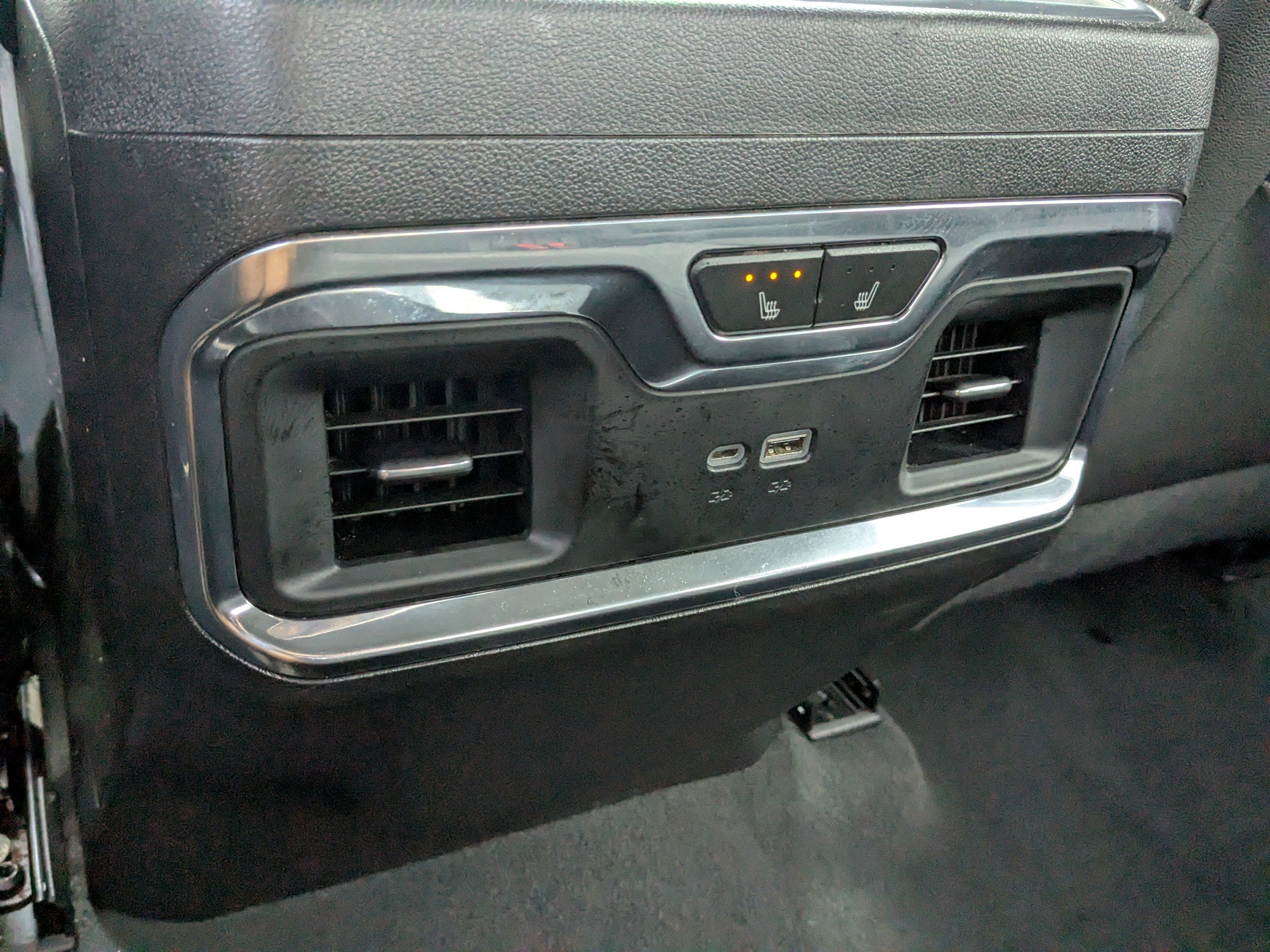 Used 2022 GMC Sierra 1500 SLT w/ SLT Premium Plus Package AWD/4WD image 16