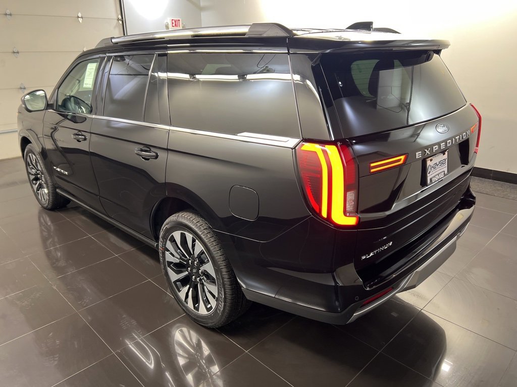 New 2026 Ford Expedition Platinum w/ Driver's Package image 4