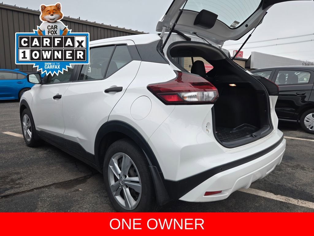 Used 2022 Nissan Kicks S image 11