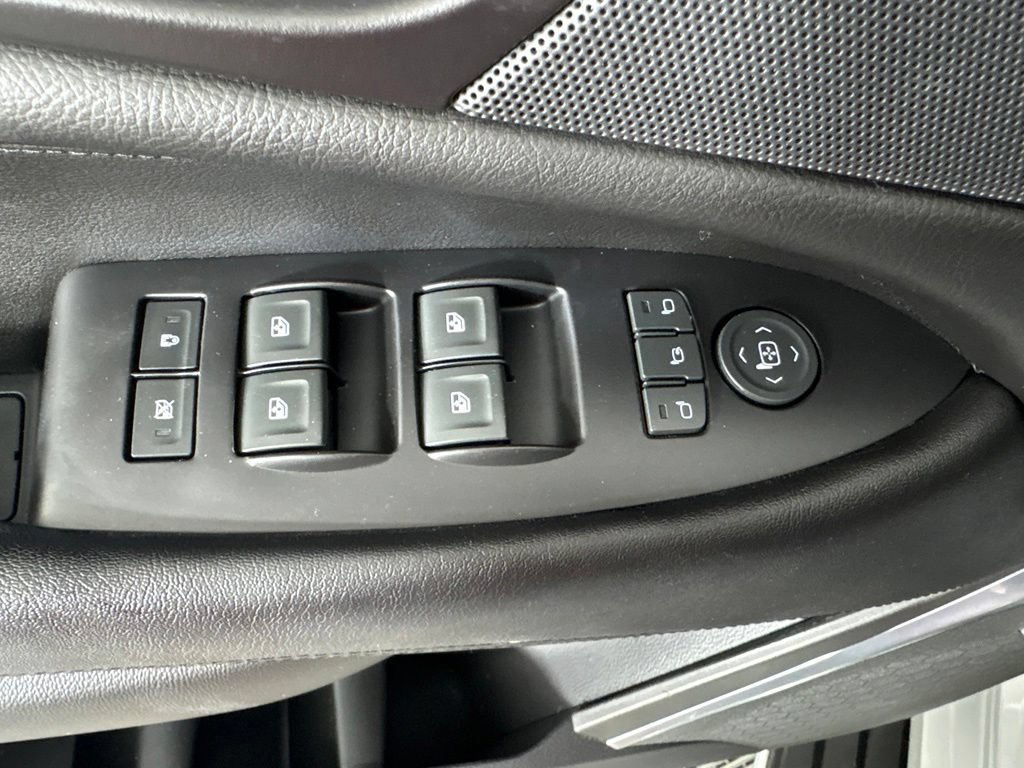 Used 2020 Cadillac Escalade 2WD image 15