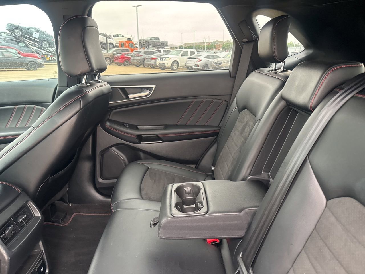 Used 2020 Ford Edge ST-Line FWD image 37