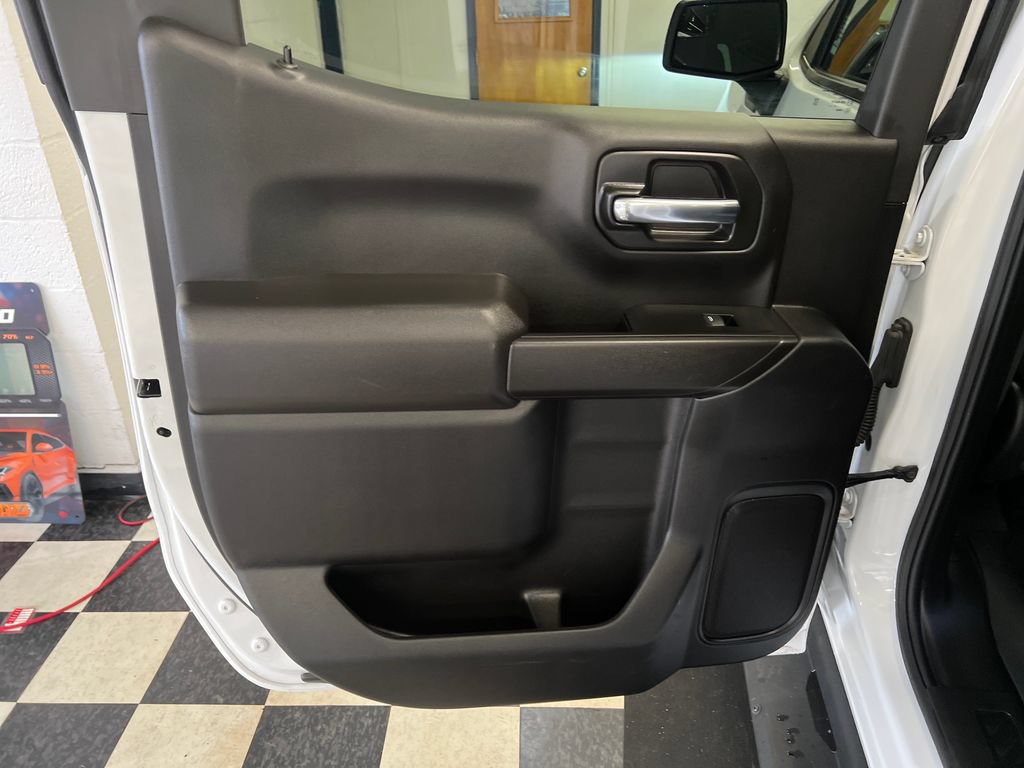 Used 2024 GMC Sierra 1500 Pro w/ Graphite Edition AWD/4WD image 34
