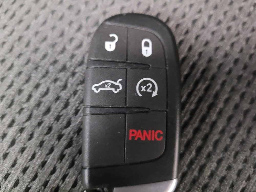 Used 2020 Hyundai Santa Fe SEL image 32