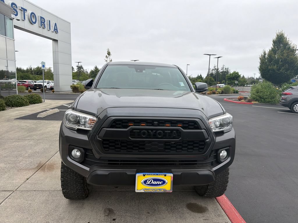 Used 2020 Toyota Tacoma TRD Off-Road AWD/4WD image 7