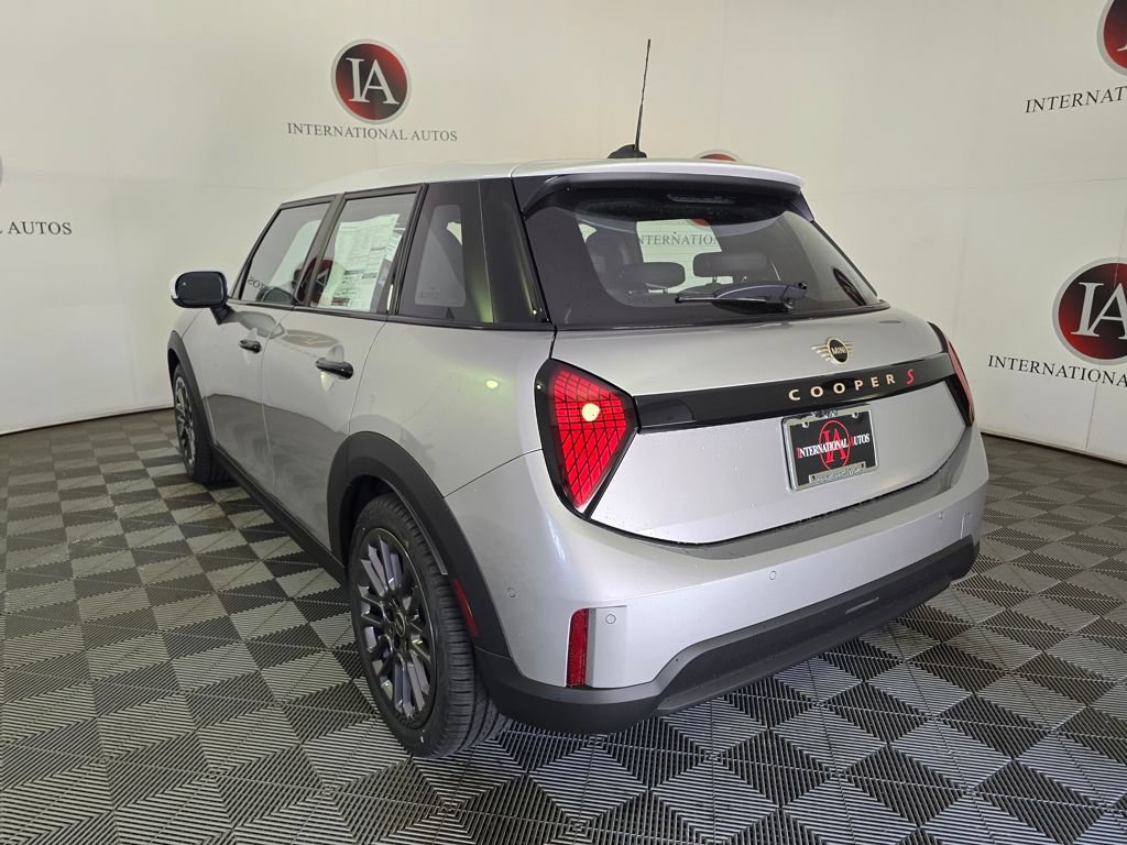 Used 2026 MINI Cooper S FWD image 7
