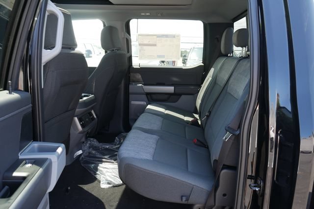 New 2026 Ford F350 XLT w/ XLT Premium Package AWD/4WD image 24
