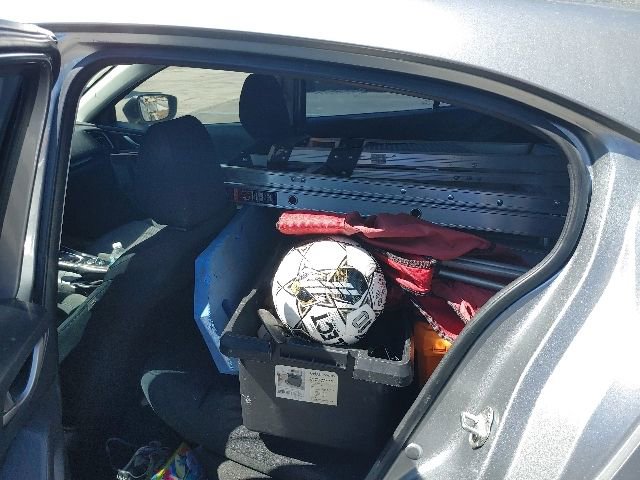 Used 2015 MAZDA MAZDA3 i Touring FWD image 14